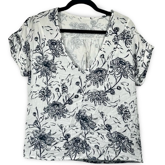 Threads 4 Thought Organic Gauze V-Neck Top Size Medium Boho Sustainable‎ Cool - Picture 2 of 5